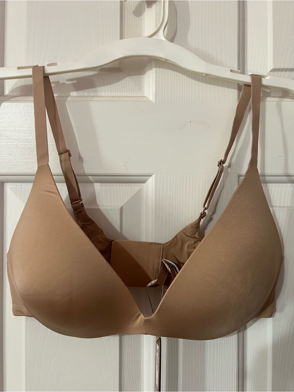 SKIMS wireless push up bra 38B